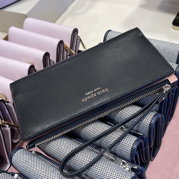 Kate Spade Spencer Continental Wristlet 
Black
NWT - Picture 11 of 16